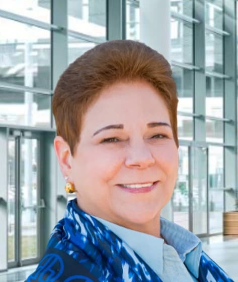 Linda Croy — Financial Administrator